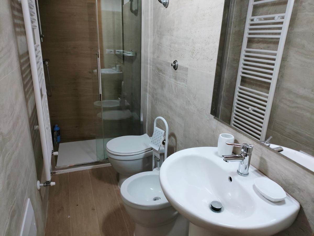 Francigena Viterbo Apartment Con Parcheggio Gratuito A Soli 2 Minuti Eksteriør bilde