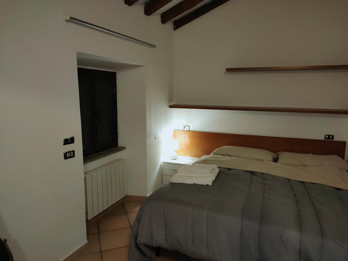 Francigena Viterbo Apartment Con Parcheggio Gratuito A Soli 2 Minuti Eksteriør bilde