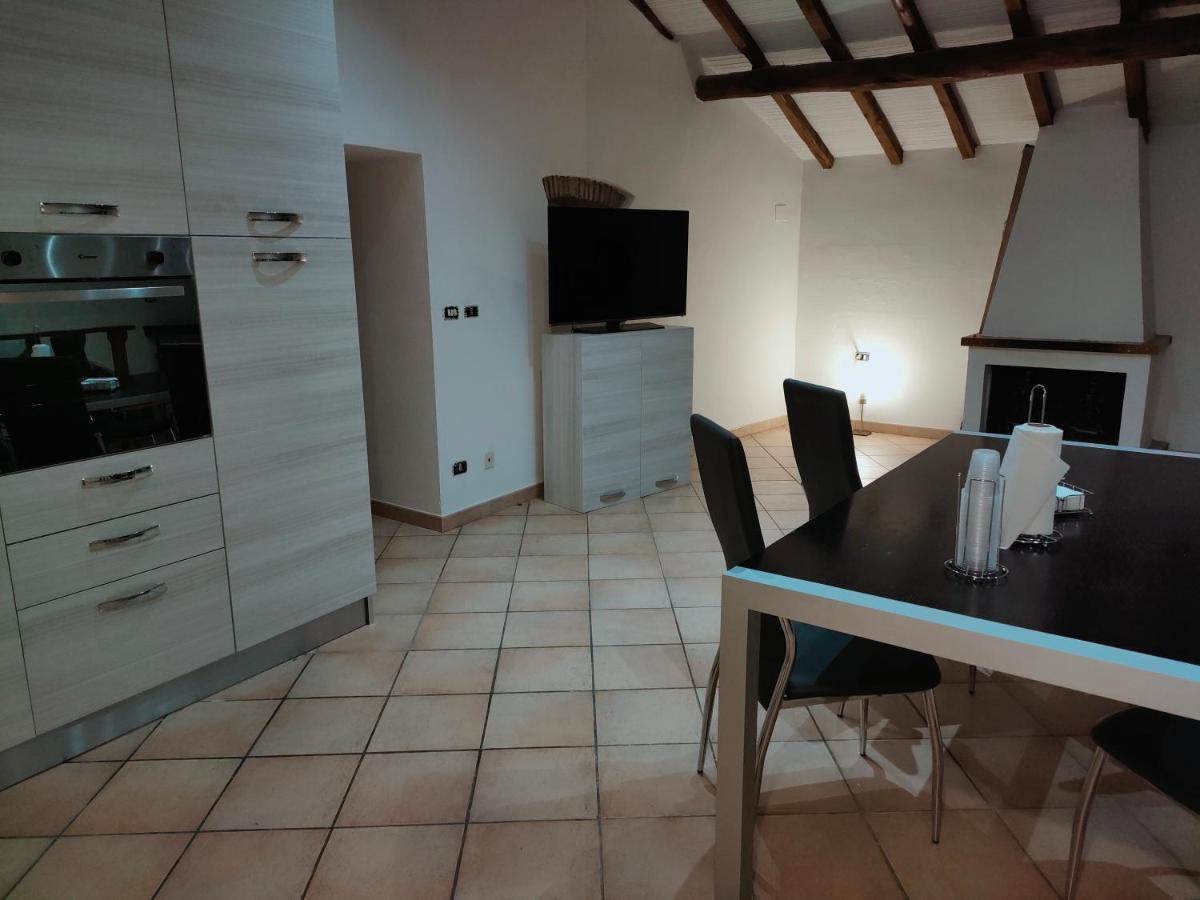 Francigena Viterbo Apartment Con Parcheggio Gratuito A Soli 2 Minuti Eksteriør bilde