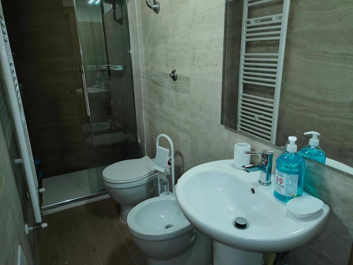 Francigena Viterbo Apartment Con Parcheggio Gratuito A Soli 2 Minuti Eksteriør bilde