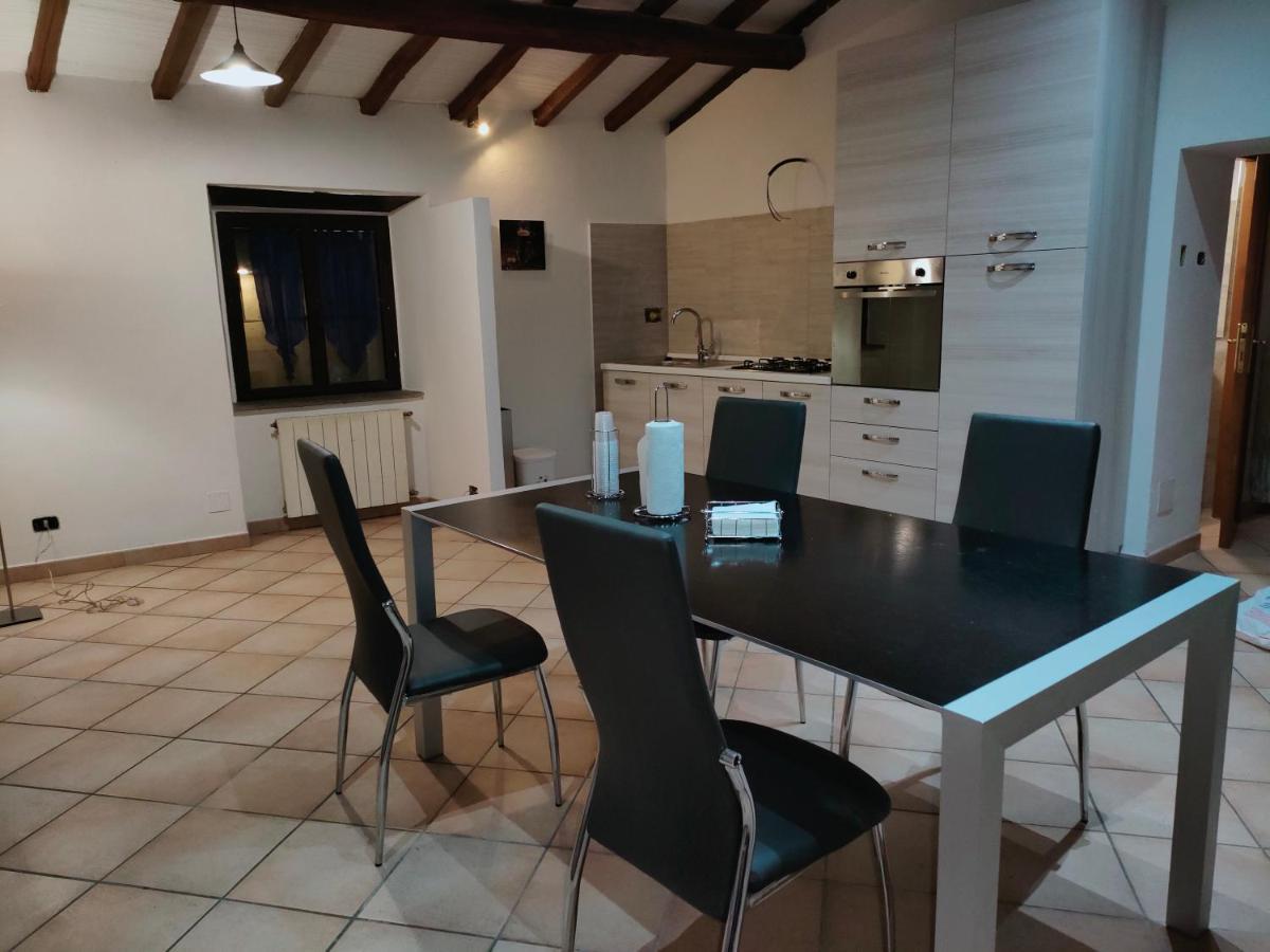Francigena Viterbo Apartment Con Parcheggio Gratuito A Soli 2 Minuti Eksteriør bilde