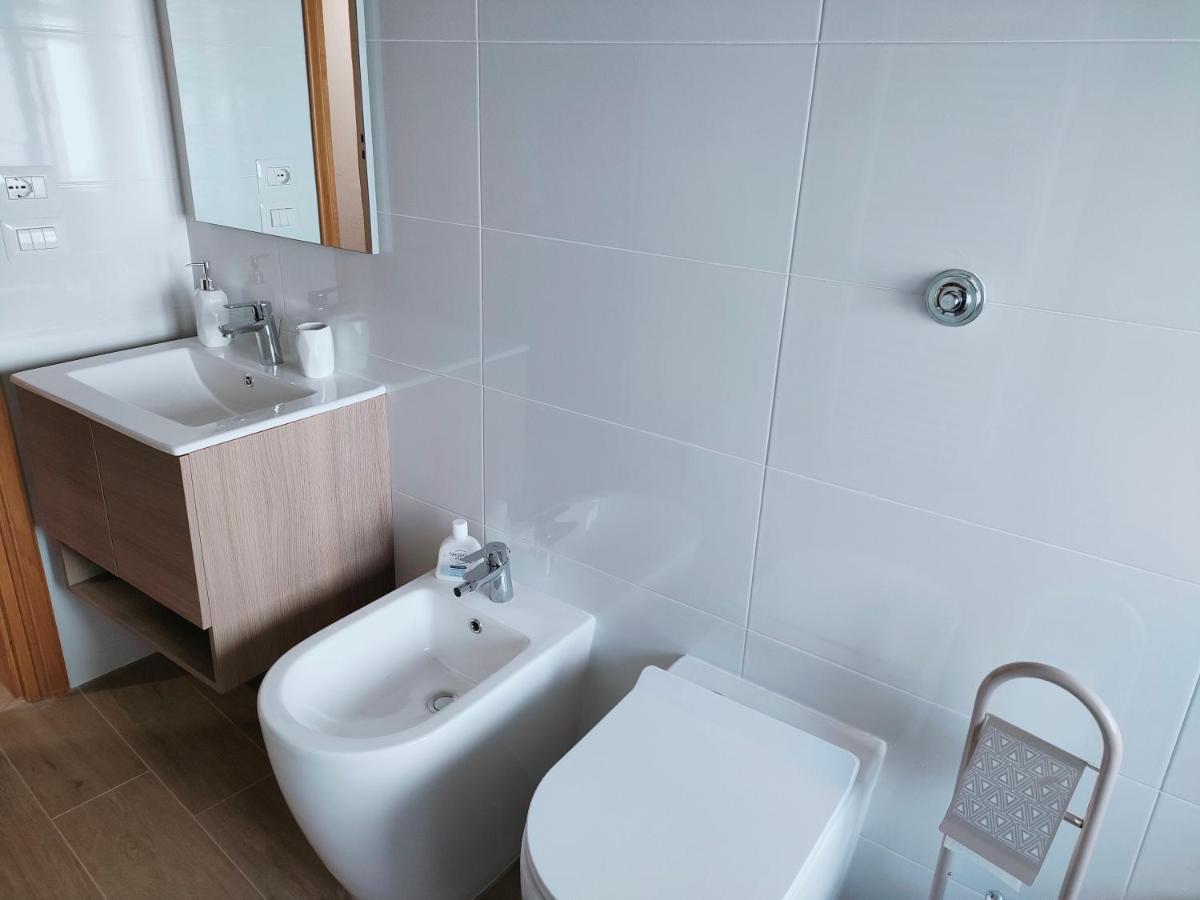 Francigena Viterbo Apartment Con Parcheggio Gratuito A Soli 2 Minuti Eksteriør bilde